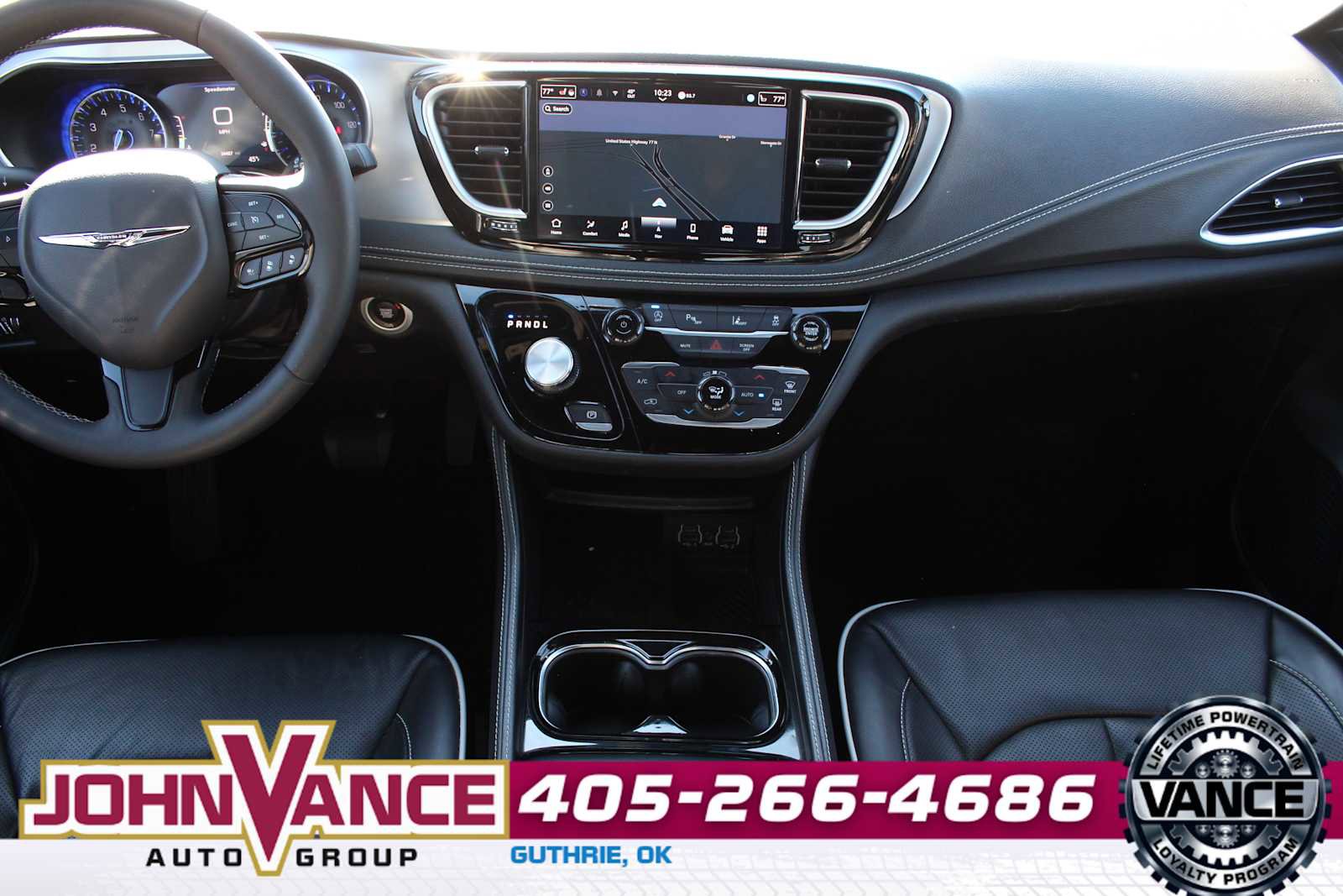 Used 2025 Chrysler Pacifica Limited FWD image 34
