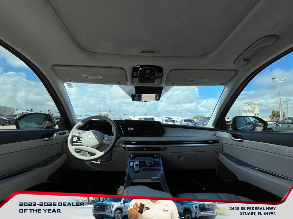 Used 2024 Hyundai Palisade Calligraphy image 15