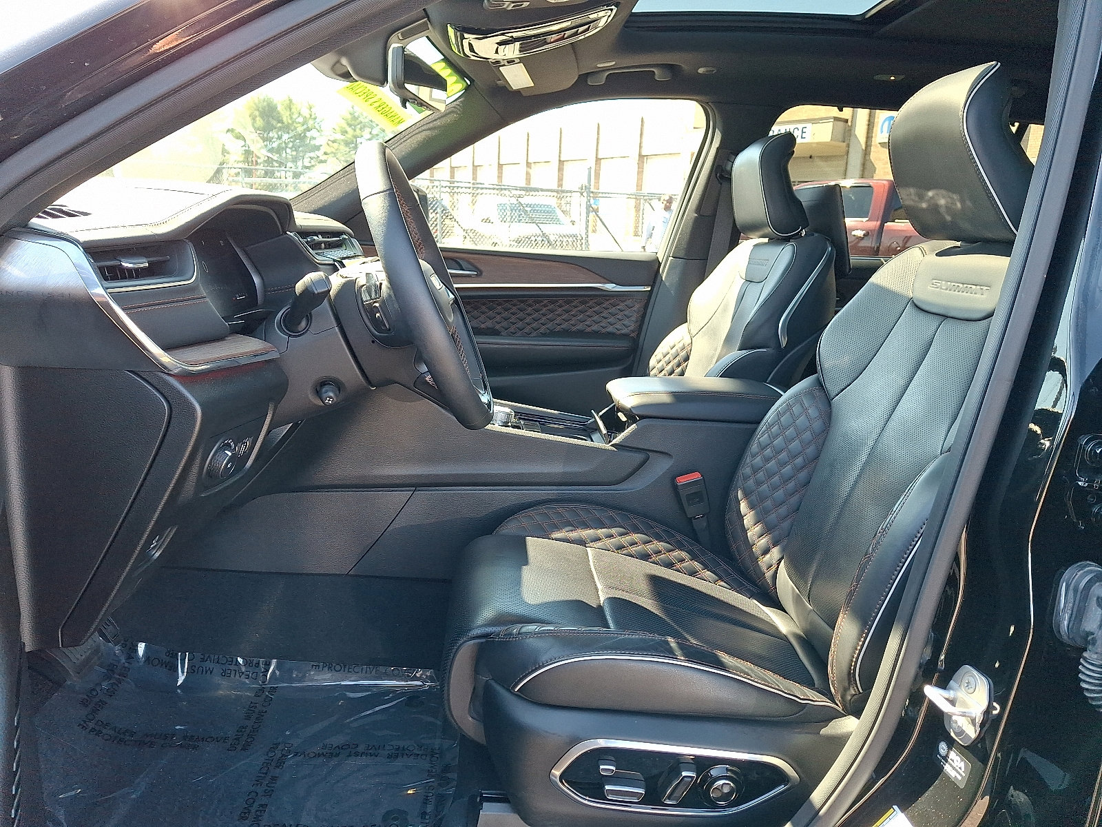 Used 2023 Jeep Grand Cherokee L Summit w/ Advanced Protech Group IV image 14