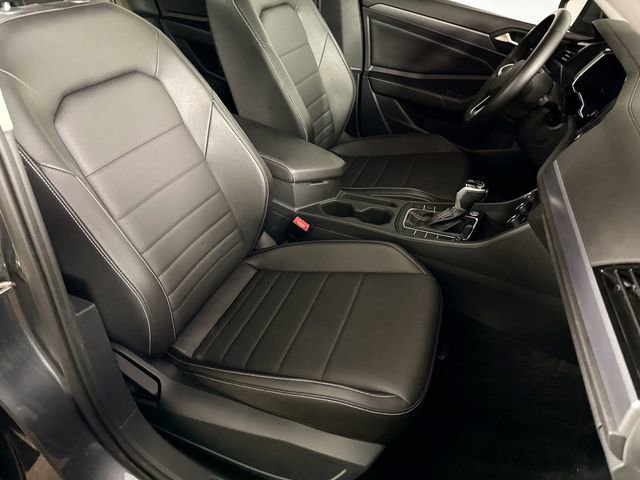Used 2023 Volkswagen Jetta SE FWD image 40