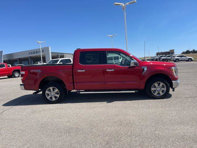 Used 2023 Ford F150 Lariat w/ FX4 Off-Road Package image 4