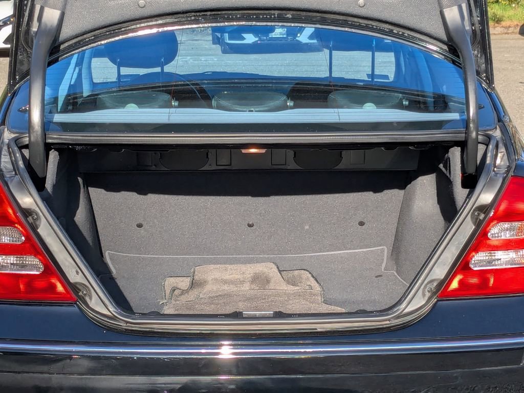 Used 2001 Mercedes-Benz C 320 Sedan image 26