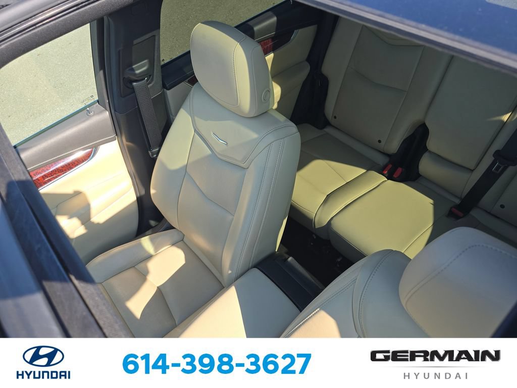 Used 2017 Cadillac XT5 Luxury w/ Driver Awareness Package FWD image 22
