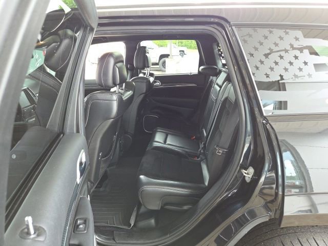 Used 2014 Jeep Grand Cherokee SRT8 w/ Luxury Group II AWD/4WD image 25