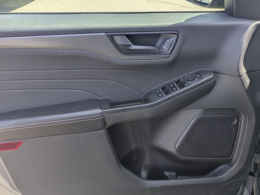 Used 2024 Ford Escape Active image 11
