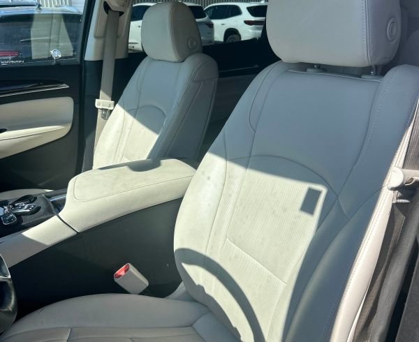 Used 2023 Buick Enclave Essence w/ Experience Buick Package image 6