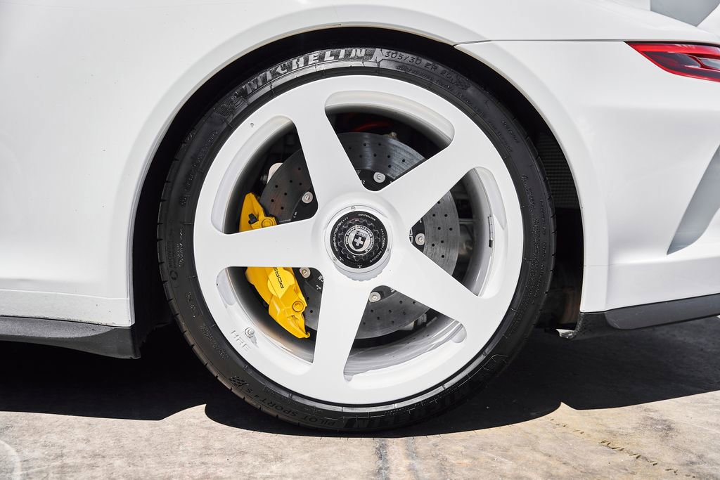 Used 2018 Porsche 911 GT3 RWD image 21