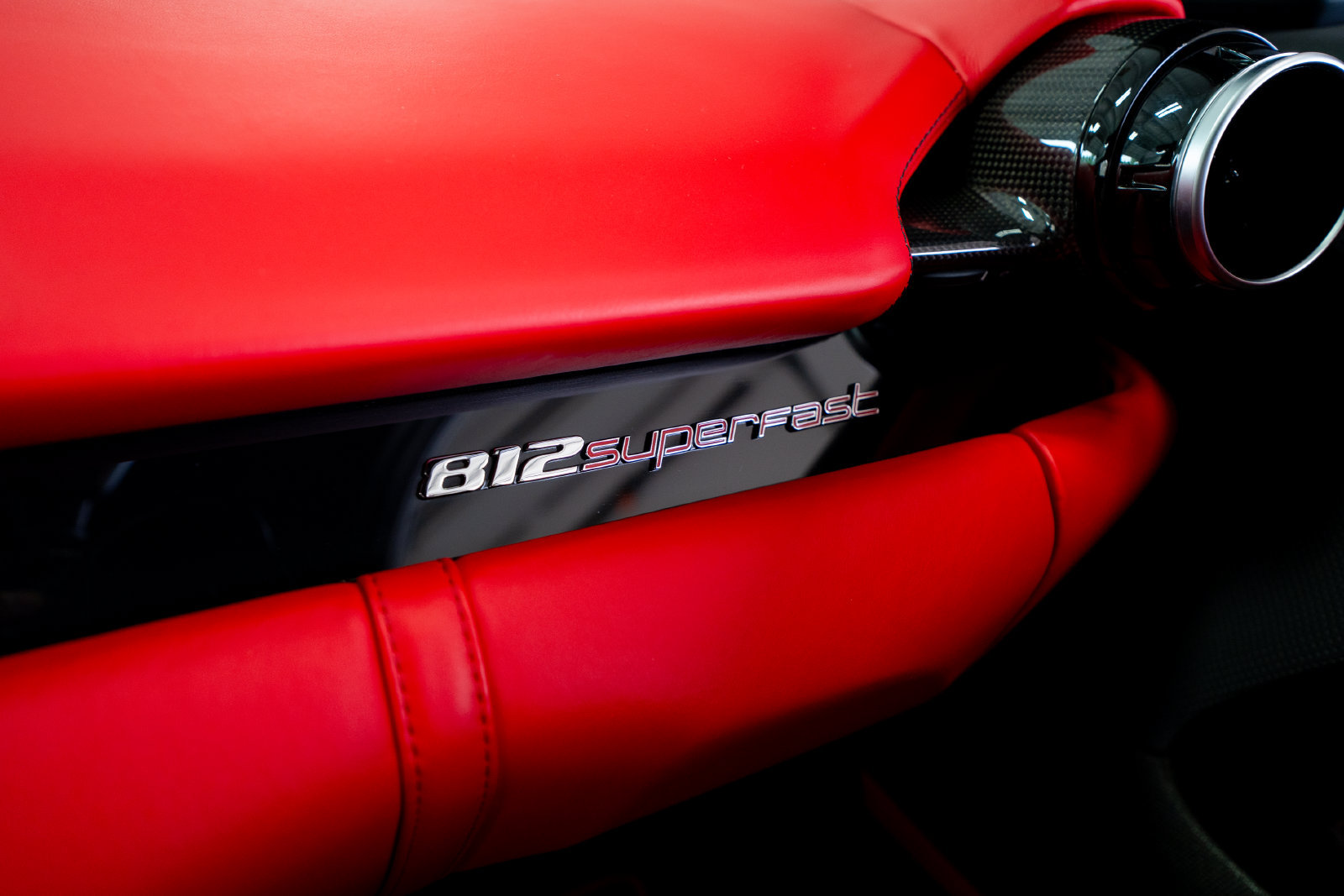 Used 2020 Ferrari 812 Superfast RWD image 42
