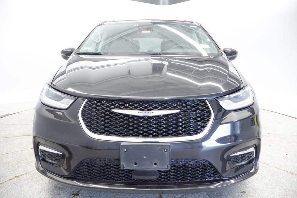 Certified 2023 Chrysler Pacifica Touring-L FWD image 12