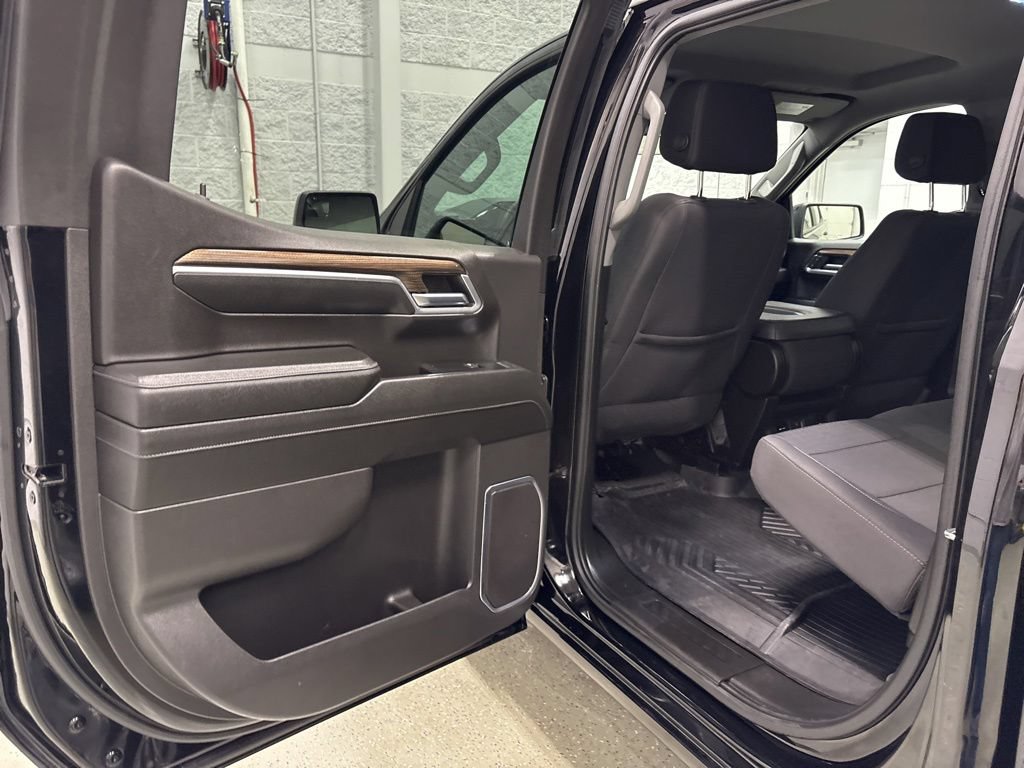 Used 2024 Chevrolet Silverado 1500 RST AWD/4WD image 13