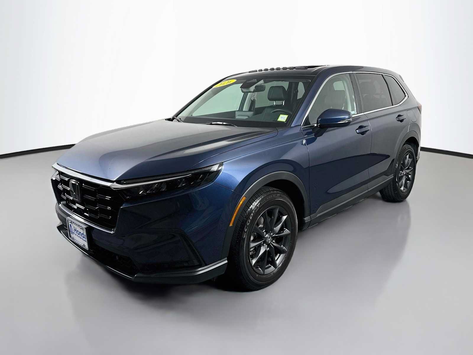 Used 2026 Honda CR-V EX-L image 3