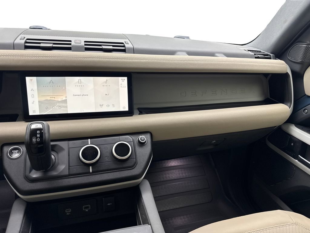 Used 2023 Land Rover Defender 110 SE AWD/4WD image 55