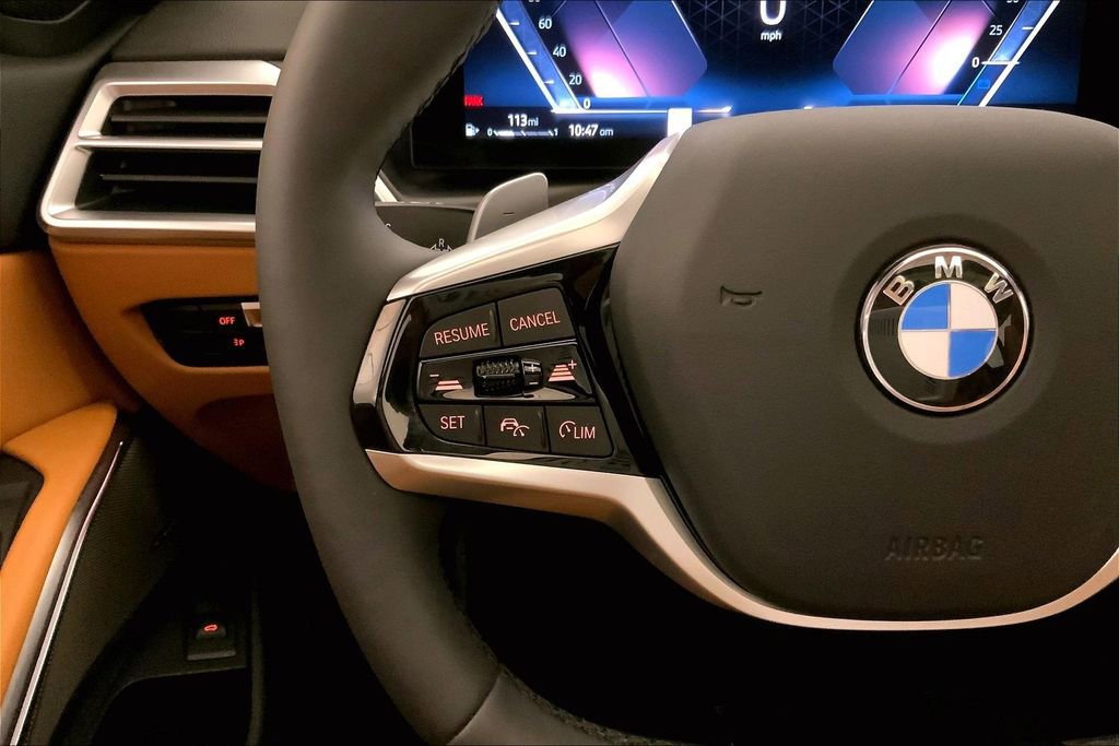 Certified 2025 BMW 330i xDrive Sedan w/ Premium Package AWD/4WD image 18