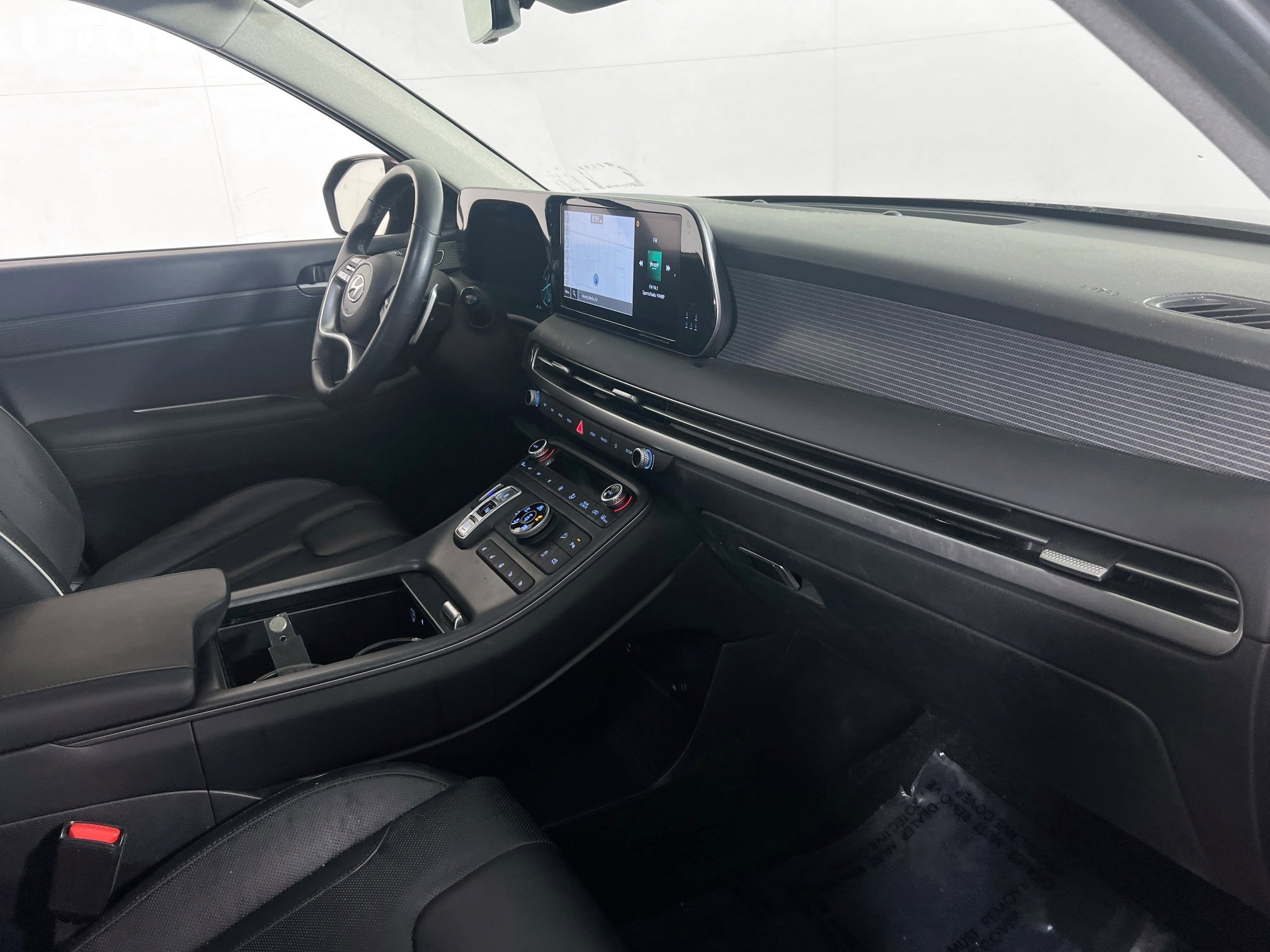 Used 2023 Hyundai Palisade Limited image 32