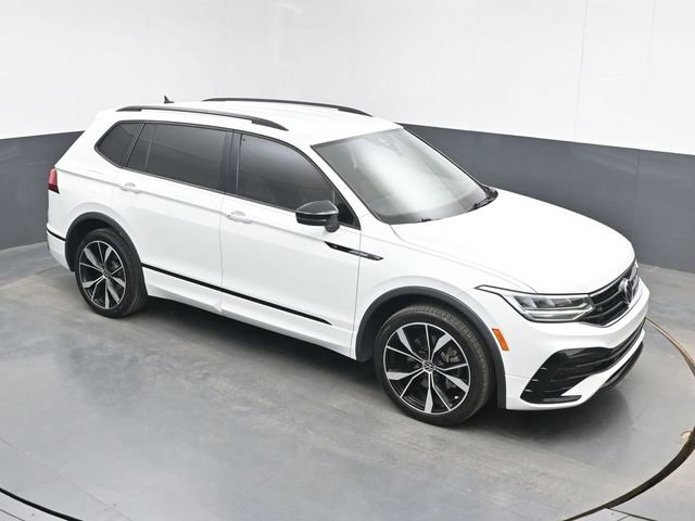 Used 2022 Volkswagen Tiguan SE R-Line FWD image 1
