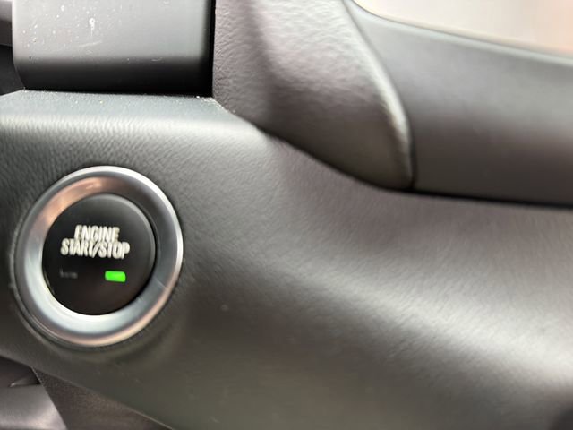 Used 2023 GMC Terrain SLT image 25