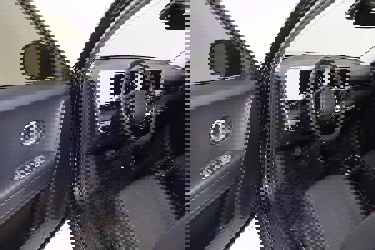 Used 2024 Hyundai Ioniq 5 SEL image 51