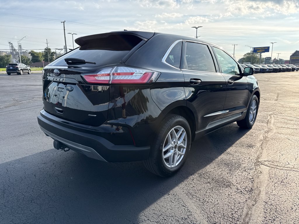 Used 2024 Ford Edge SEL w/ Convenience Package AWD/4WD image 7