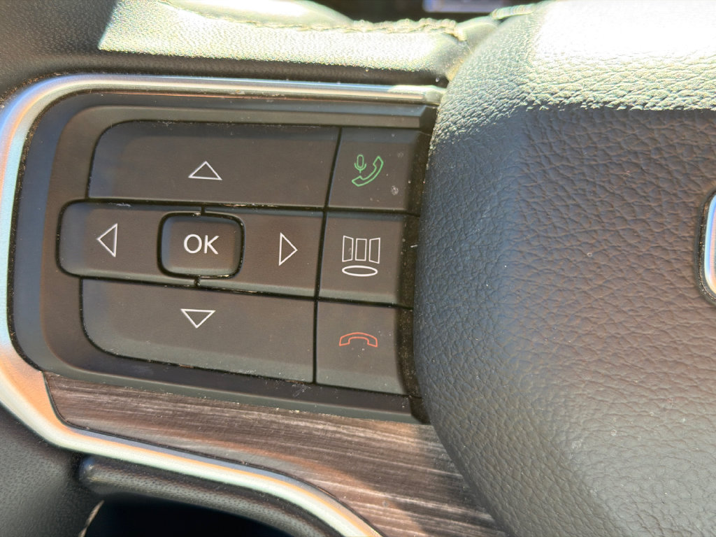 Used 2024 Jeep Wagoneer Series II AWD/4WD image 24