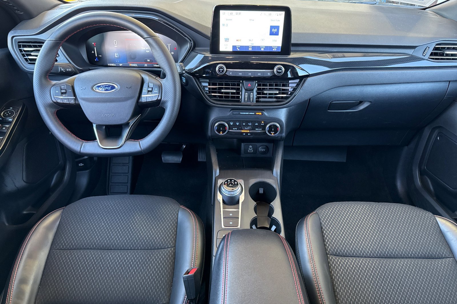 Used 2025 Ford Escape ST-Line image 13