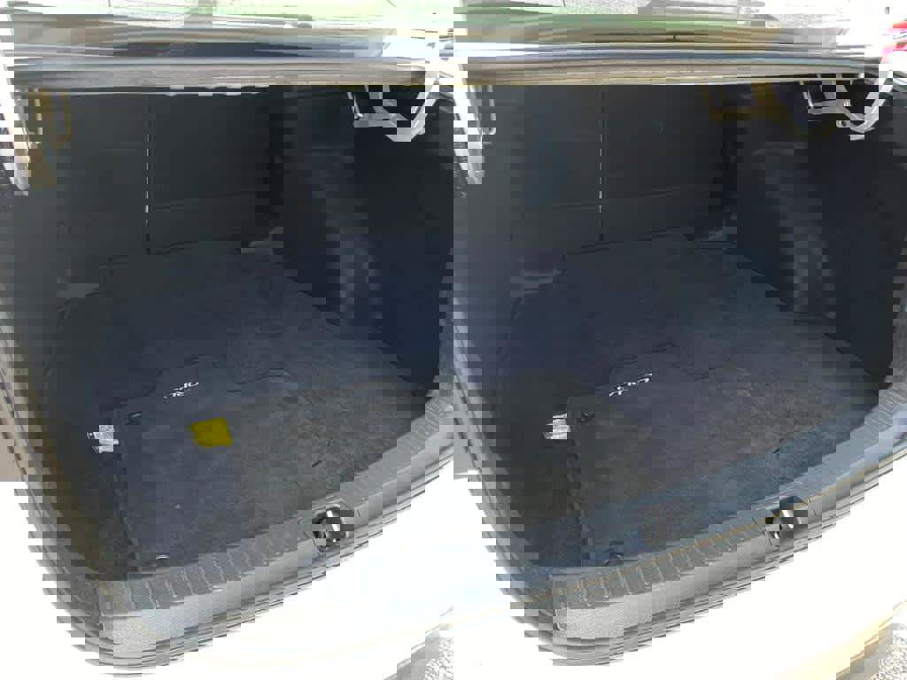 Used 2024 Toyota Corolla LE image 19