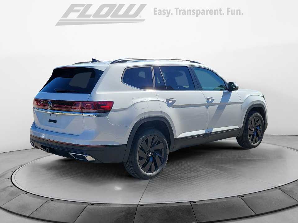 New 2026 Volkswagen Atlas SE image 7