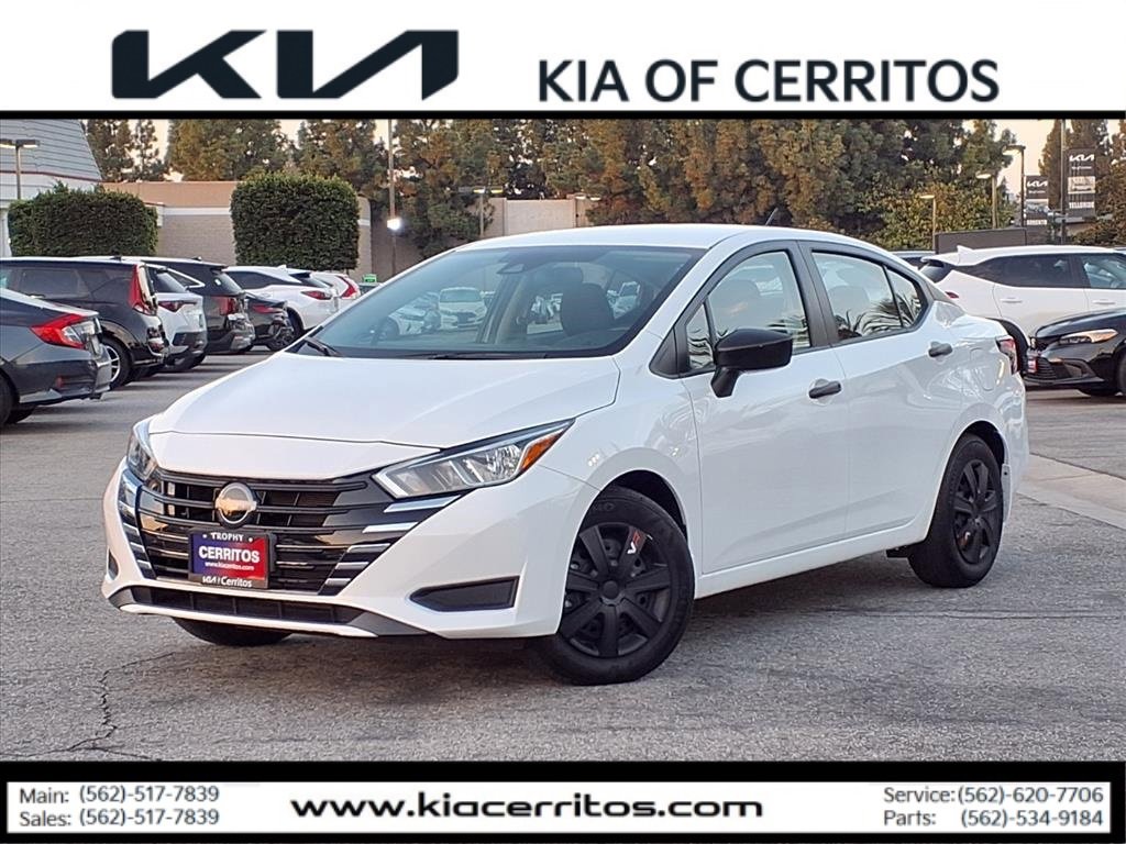 Used 2024 Nissan Versa S w/ Trunk Package image 1