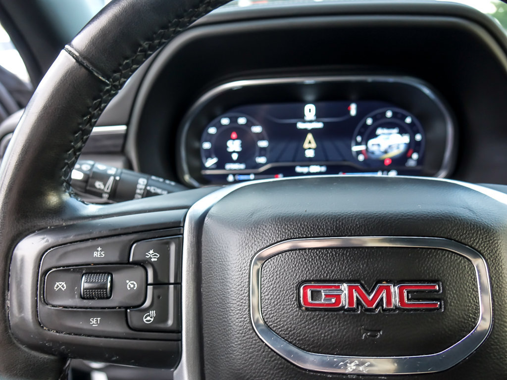 Used 2023 GMC Yukon SLT w/ SLT Luxury Package AWD/4WD image 17