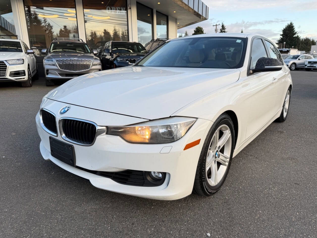 Used 2013 BMW 328i Sedan image 1
