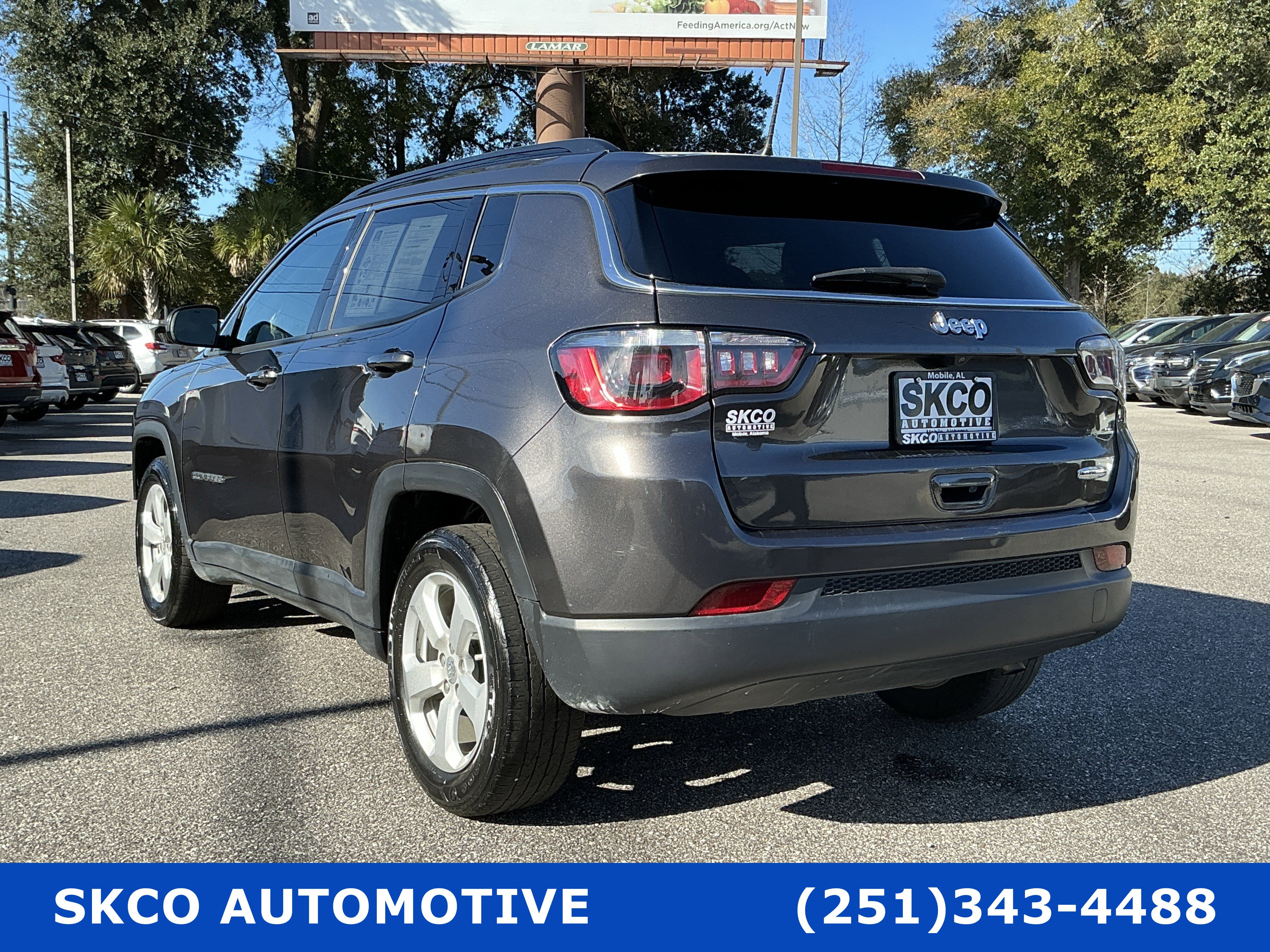 Used 2020 Jeep Compass Latitude image 3