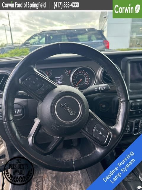 Used 2022 Jeep Gladiator Sport image 15