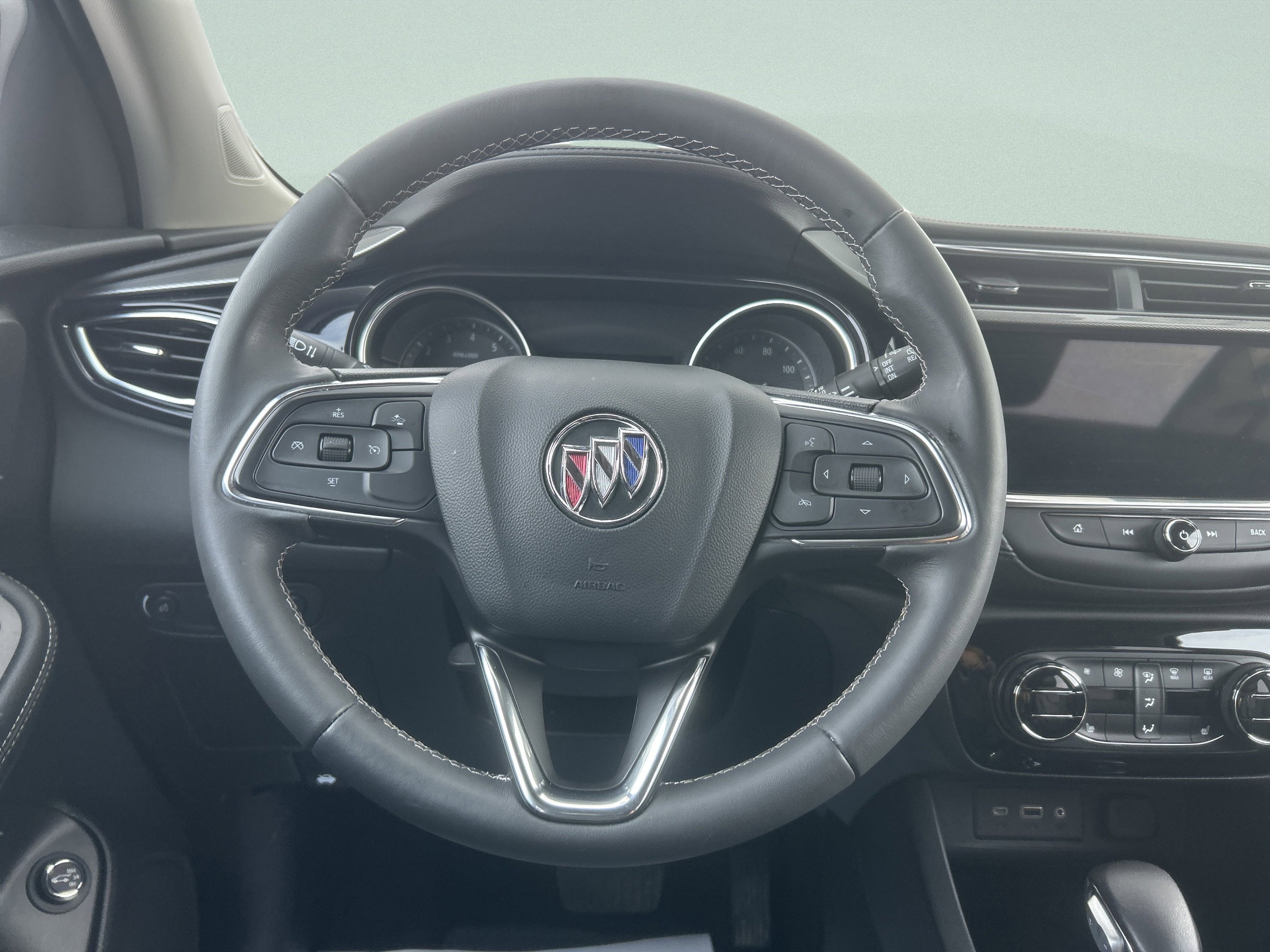 Used 2023 Buick Encore GX Select image 17