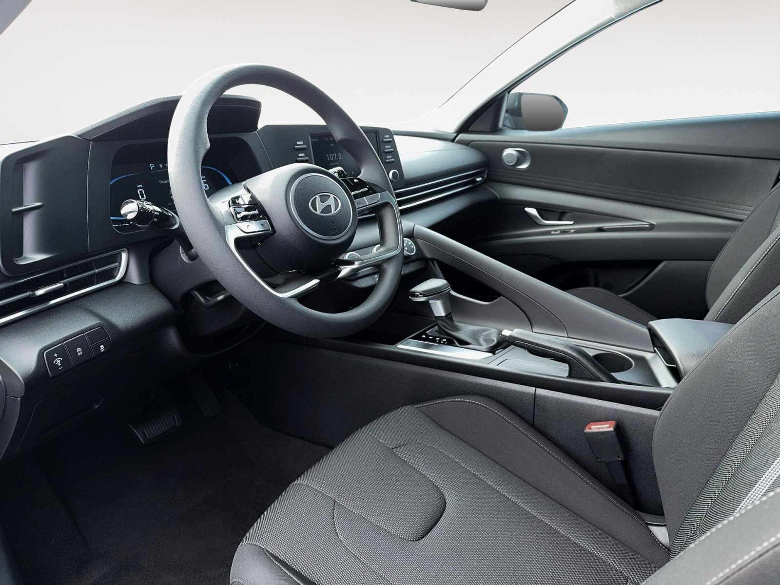New 2026 Hyundai Elantra SE FWD image 14