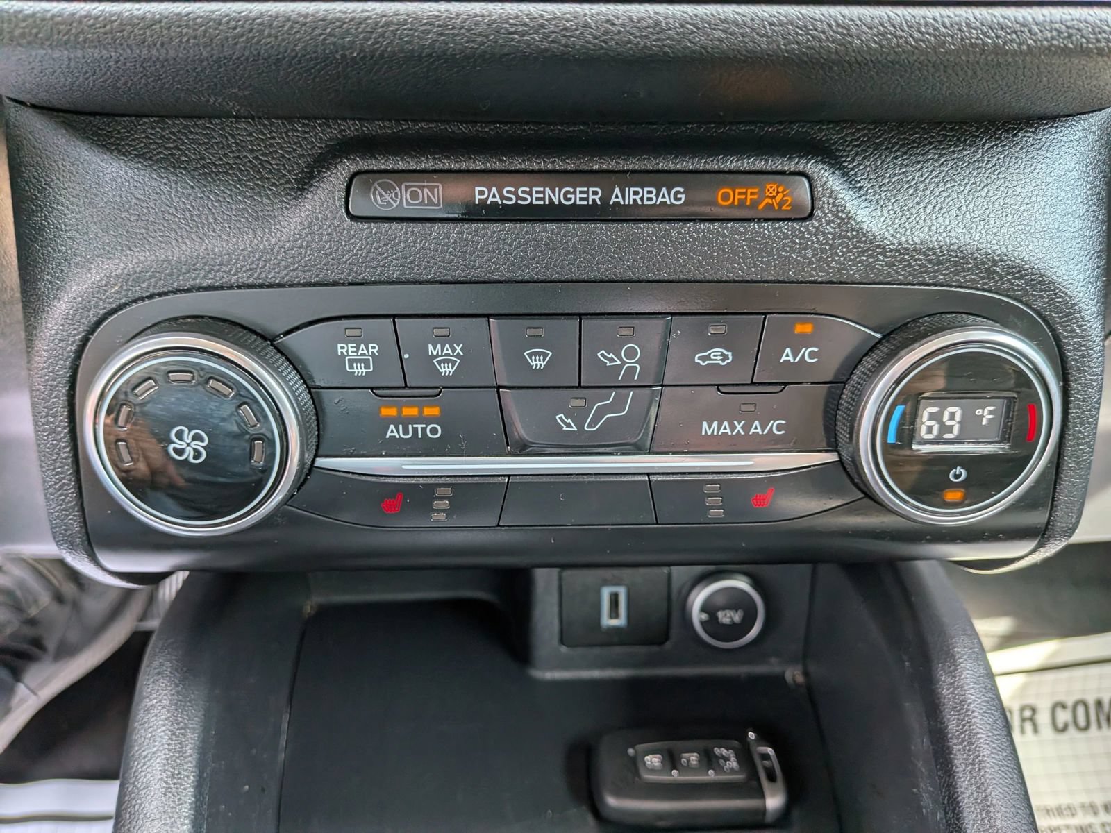 Used 2020 Ford Escape SE FWD image 56