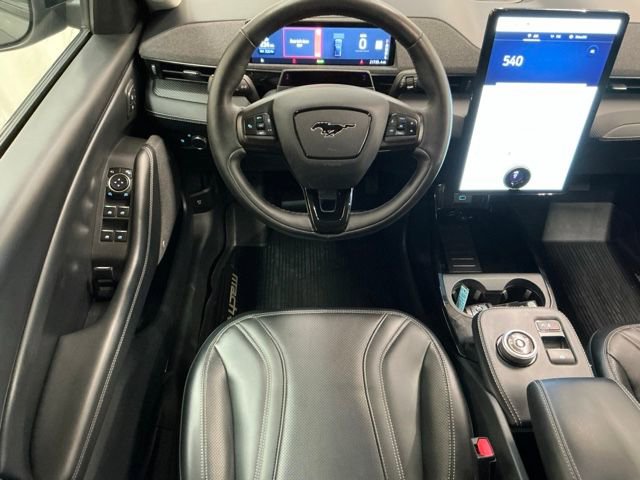 Used 2021 Ford Mustang Mach-E Premium image 11