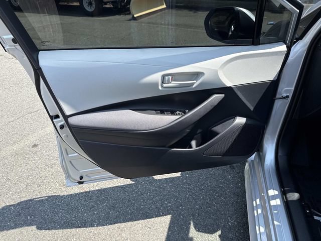 Certified 2025 Toyota Corolla LE FWD image 13