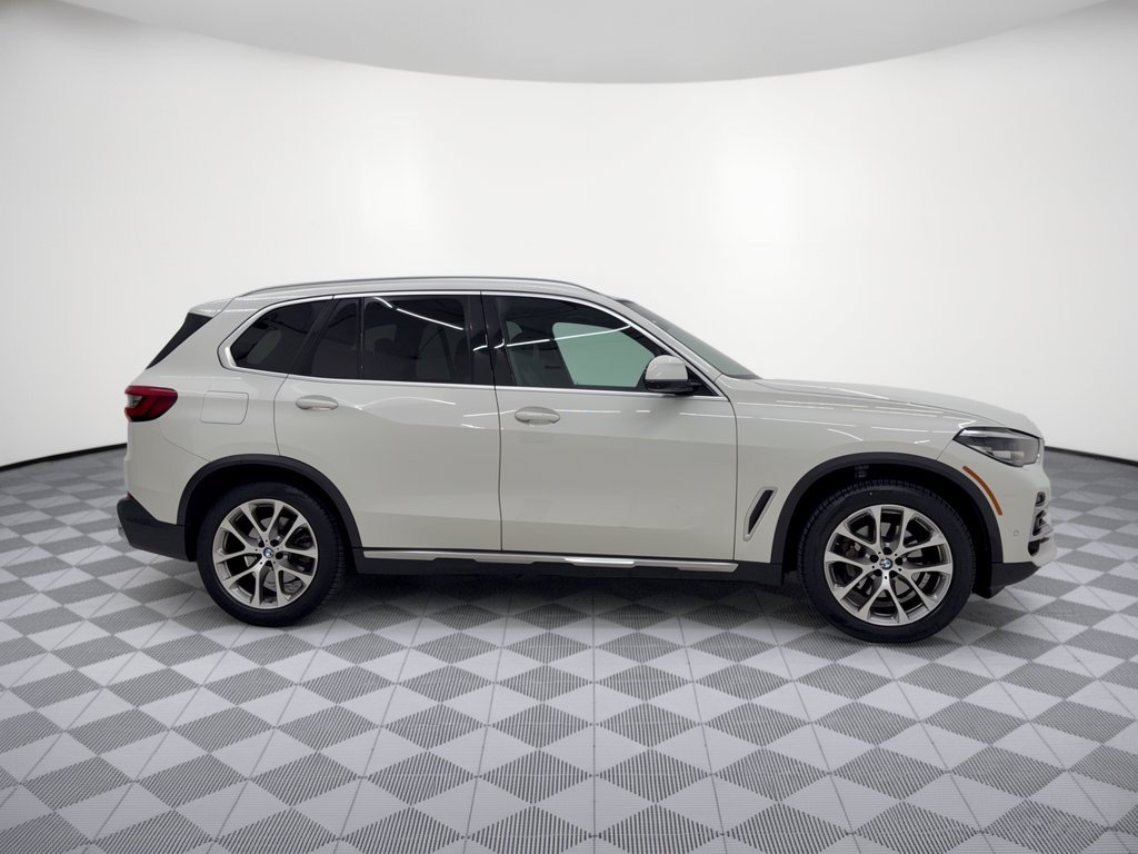Certified 2023 BMW X5 xDrive40i w/ Premium Package AWD/4WD image 8
