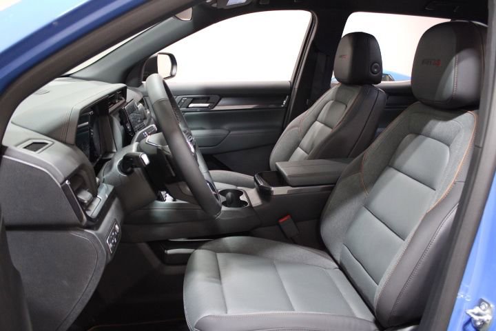 New 2026 GMC Terrain AT4 w/ Convenience Package III image 18