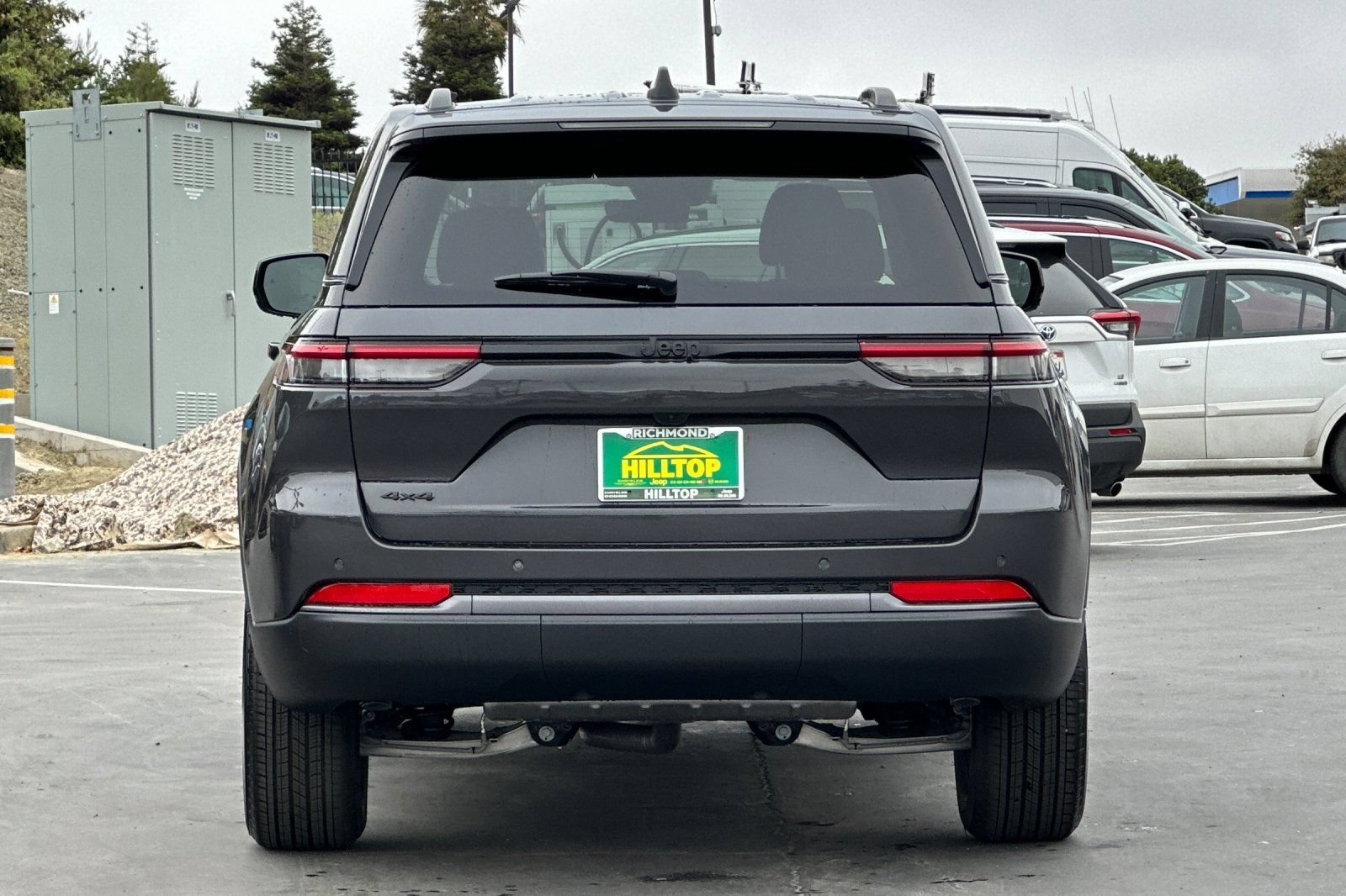 New 2026 Jeep Grand Cherokee Altitude AWD/4WD image 5