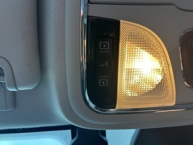 Used 2021 Jeep Cherokee Latitude Lux w/ Sun & Sound Group image 15