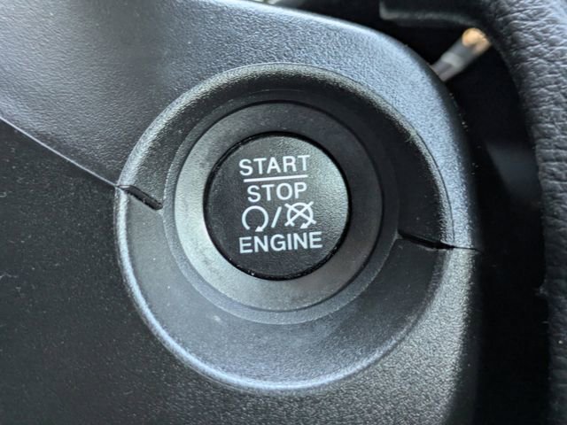 Used 2018 Jeep Compass Latitude w/ Popular Equipment Group image 34