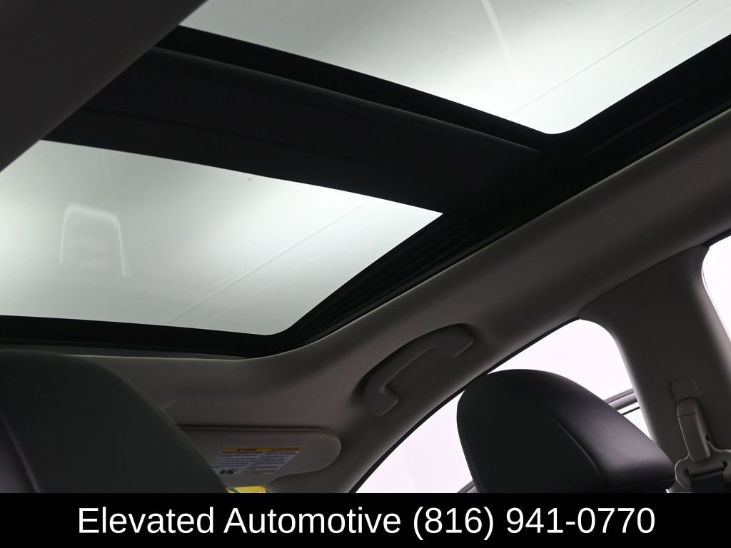 Used 2024 Nissan Murano Platinum w/ Cargo Package image 24