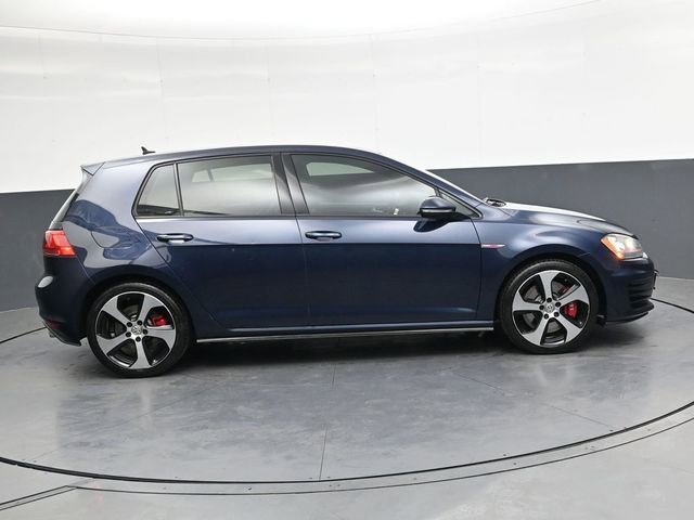 Used 2017 Volkswagen GTI SE FWD image 3