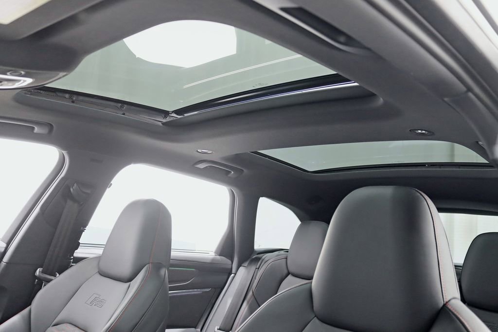 Used 2026 Audi RS 6 performance image 37