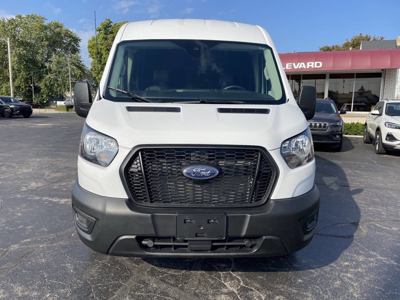 Used 2024 Ford Transit 250 148 Medium Roof w/ Load Area Protection Package image 10