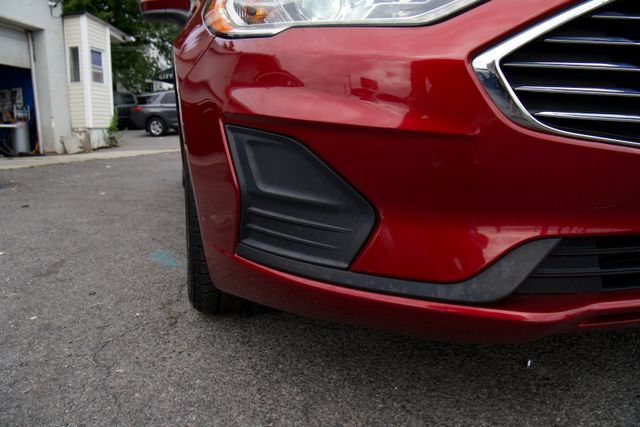 Used 2019 Ford Fusion SE FWD image 9