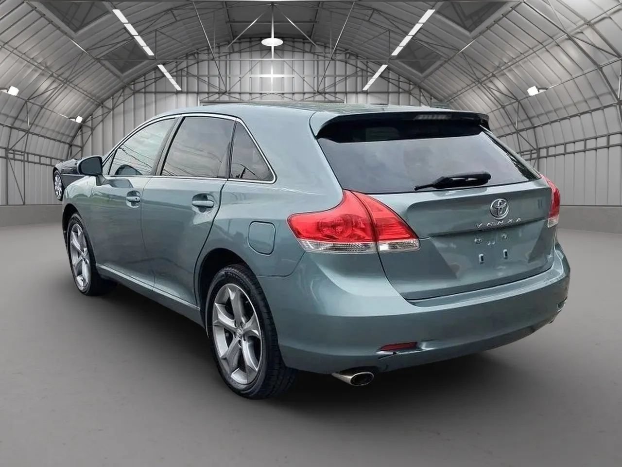Used 2012 Toyota Venza LE w/ LE Convenience Pkg FWD image 3