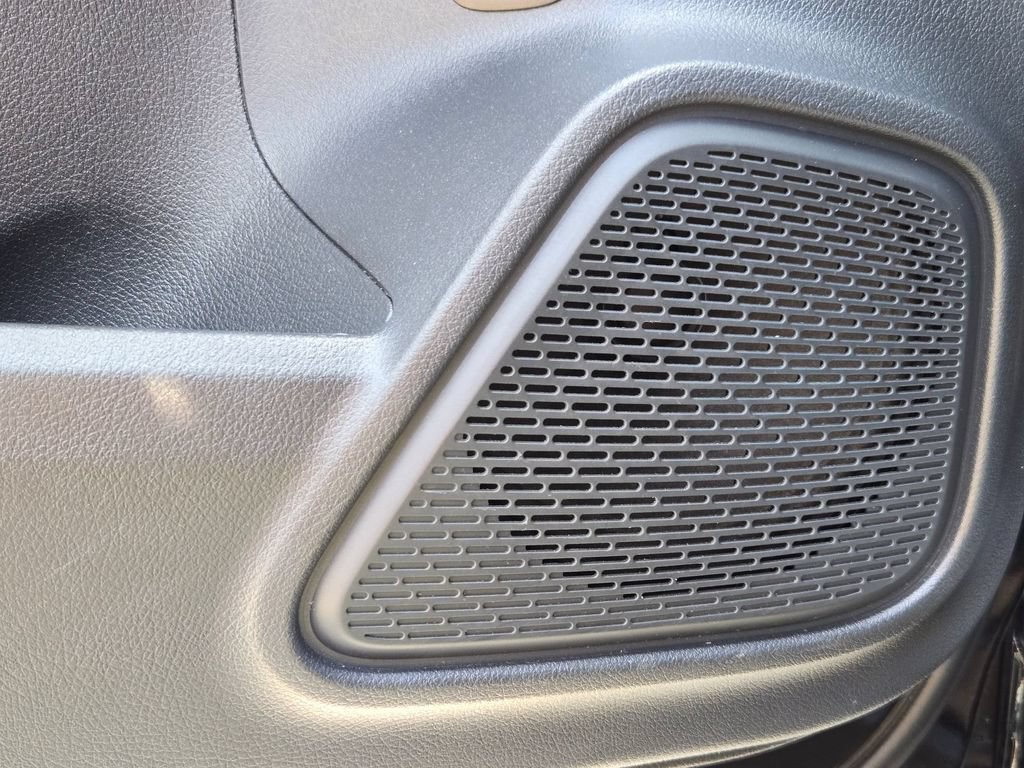 Used 2024 Mercedes-Benz GLB 250 image 15