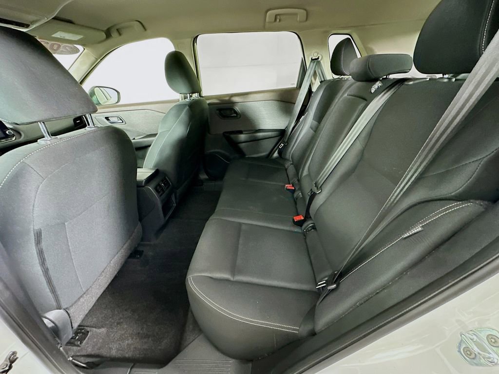 Certified 2023 Nissan Rogue S image 32