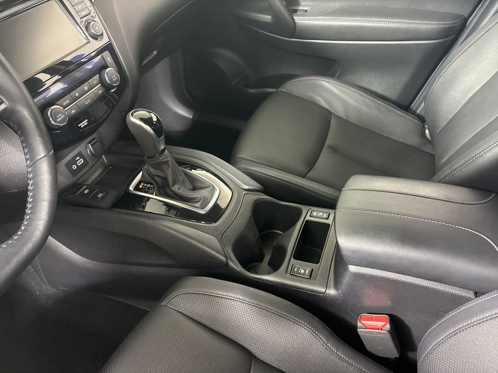 Used 2022 Nissan Rogue Sport SL w/ Premium Package image 25